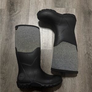 Habit Men's All-Weather Boot, Ex Thick Outer Sole, Waterproof Black/Grey Size 7